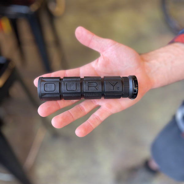 Lizard Skins Oury V2 Single Clamp Lock-On Grips