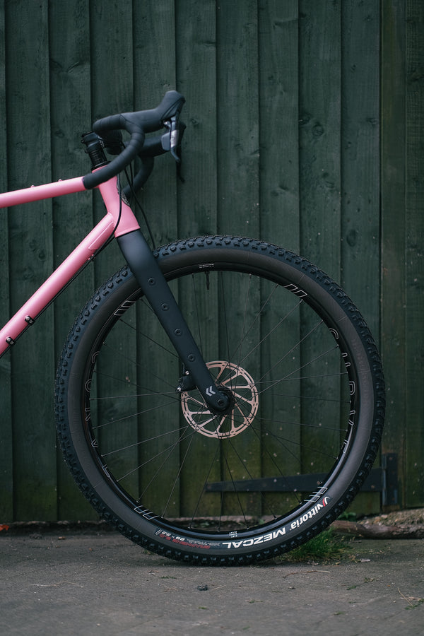 Curve GMX+ Steel Dynamo Build - Pink Roadhouse