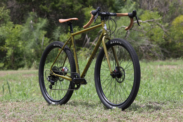 Fairdale Weekender Nomad - Matte Army Green