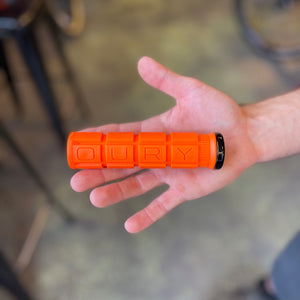 Lizard Skins Oury V2 Single Clamp Lock-On Grips