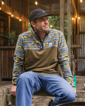 Passenger Set Off Recycled Polar 1/4 Zip Fleece