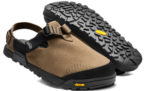 Bedrock Mountain Clogs - Synthetic Suede
