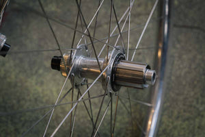 Velocity Blunt SS / Hope Pro 5 Wheelset - 650b